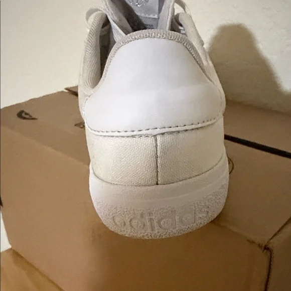 Adidas Classic White Sneakers - Picture 3 of 4